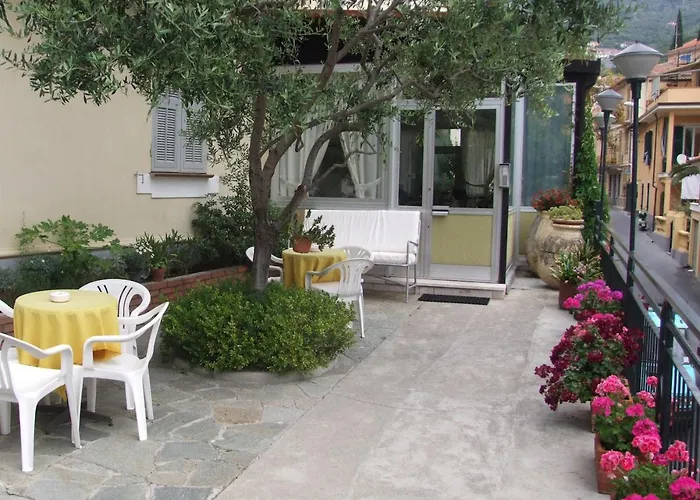 Szálloda Amelia Alassio