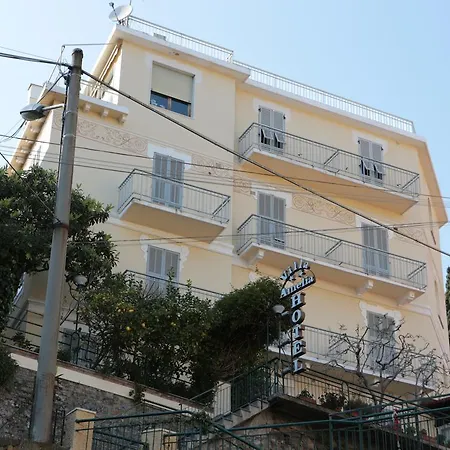 Amelia מלון