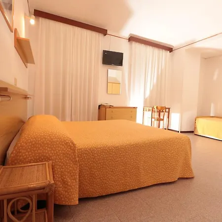Hotel Amelia Alassio