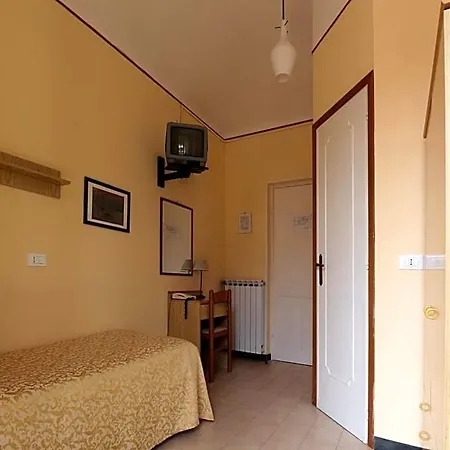 Amelia Hotel
