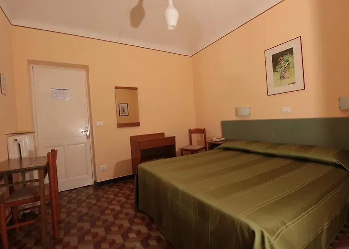 فندق Amelia ألاسيو