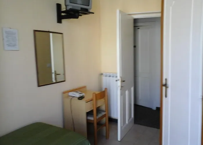 Amelia 2* ألاسيو